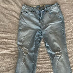 Universal Thread High Rise Skinny Jeans Size 8/29 Light Wash Distressed Raw Hem